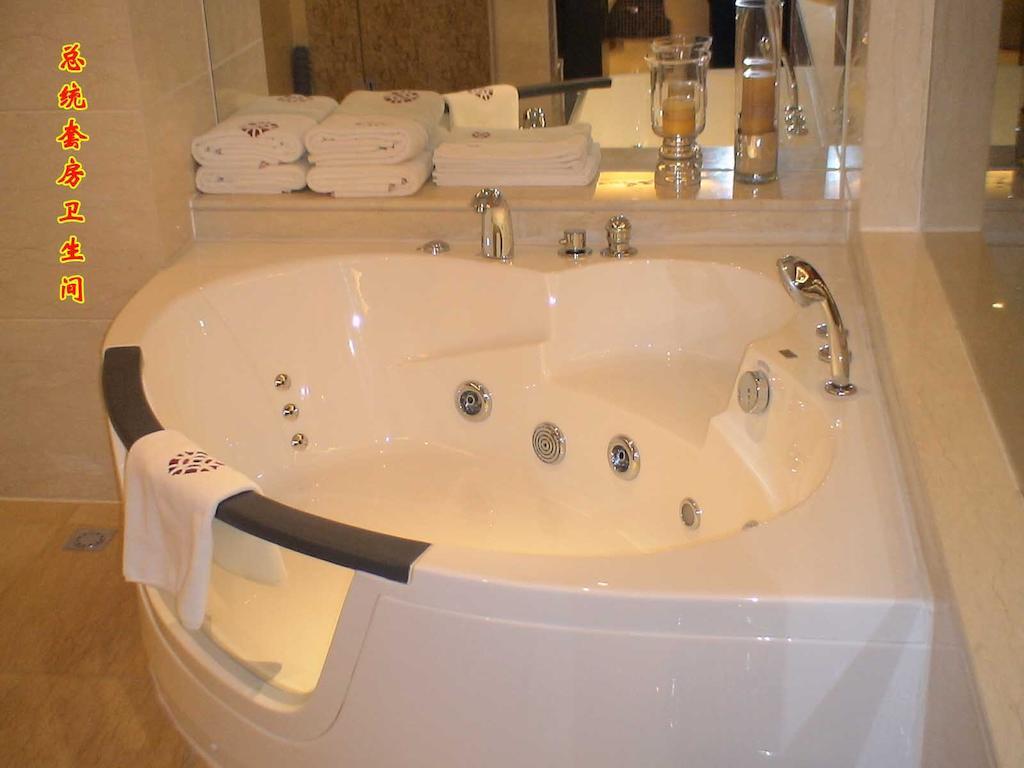 Tai'An Lijing Plaza Hotel מראה חיצוני תמונה